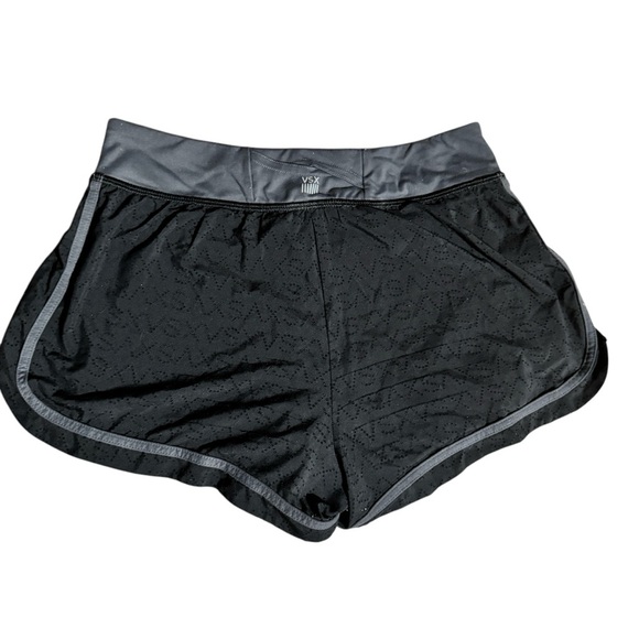Victoria’s Secret Woman’s VSX Sport Layered Shorts Size XS - Picture 2 of 10